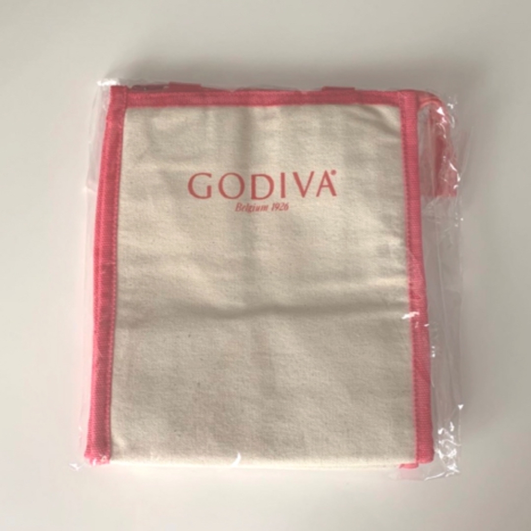 GODIVA(ゴディバ)の新品✨GODIVA✨ゴディバ保冷バック インテリア/住まい/日用品のキッチン/食器(弁当用品)の商品写真