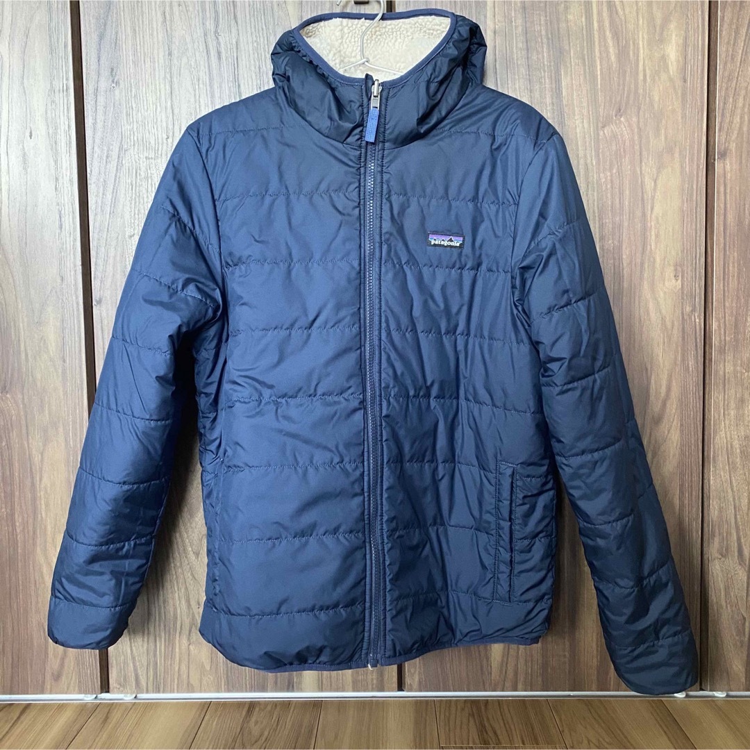 Patagonia ボーイズ リバーシブル レディ フレディ フーディ 4