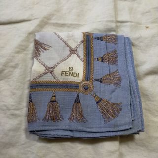 フェンディ(FENDI)のフェンディ　ハンカチ　　極美品　枠ブルー(ハンカチ)