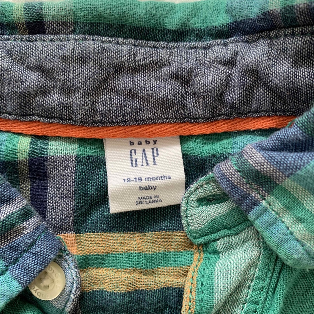 babyGAP(ベビーギャップ)のbabyGAP チェックシャツ キッズ/ベビー/マタニティのベビー服(~85cm)(シャツ/カットソー)の商品写真