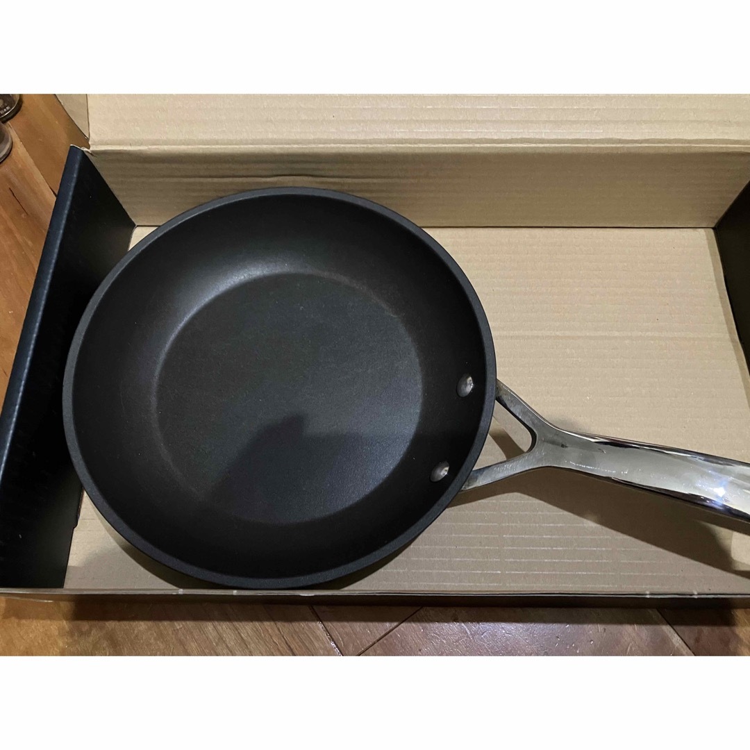 LE CREUSET - ル・クルーゼ TNS シャローフライパン 22センチ 中古の