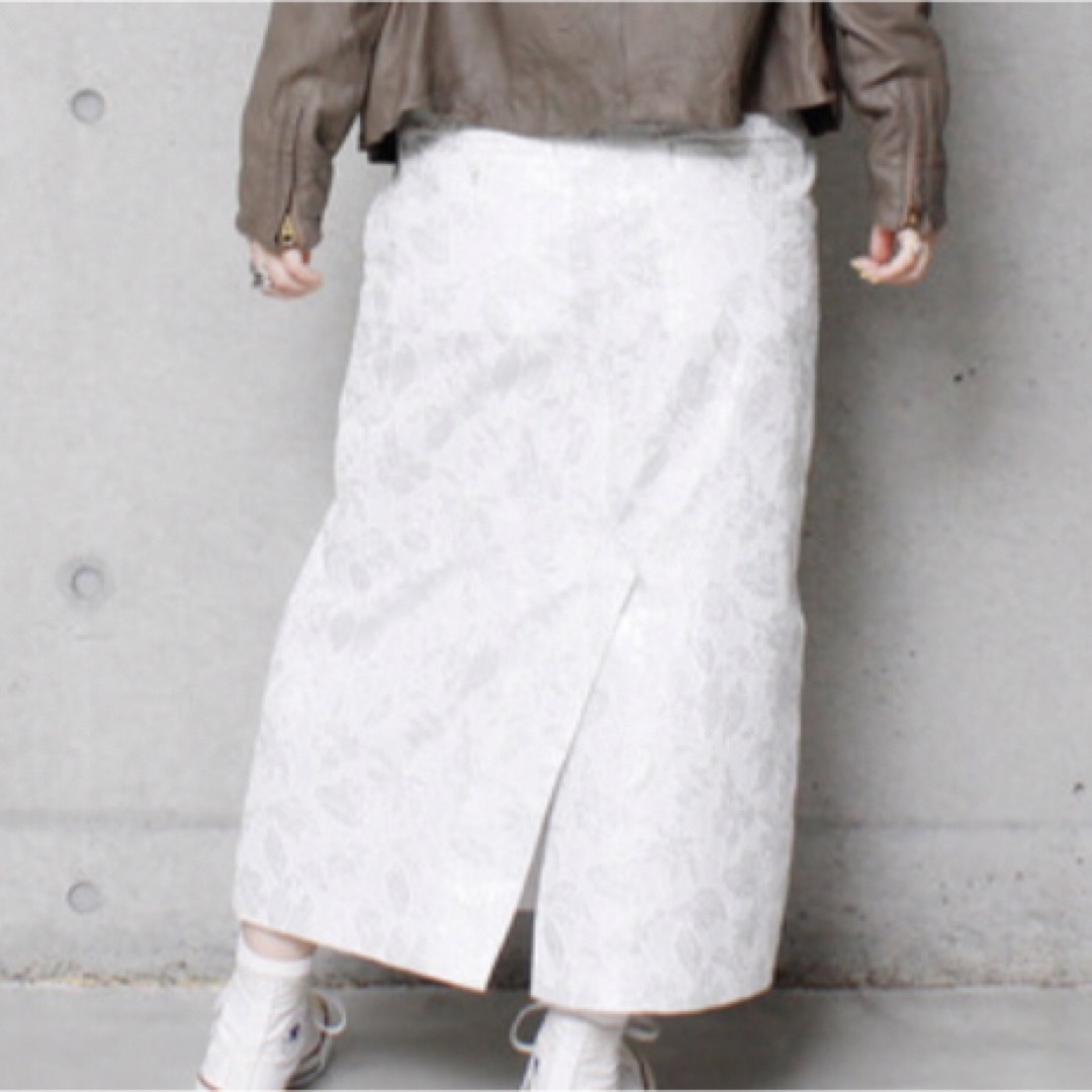 nitca(ニトカ)の新品未使用　ニトカ　nitca  ラメ　総柄　花柄　ジャガードスカート　日本製 レディースのスカート(ロングスカート)の商品写真
