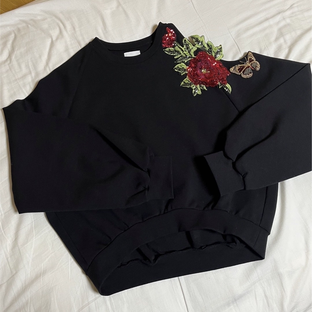 Ameri VINTAGE(アメリヴィンテージ)のFLOWER PATCH SWEAT TOP レディースのトップス(トレーナー/スウェット)の商品写真