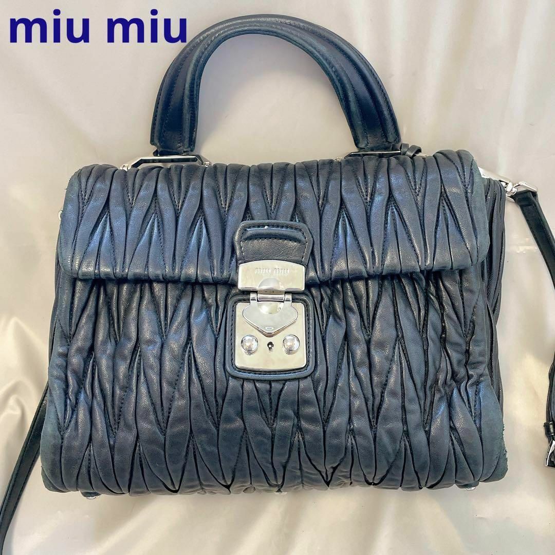 miumiu ショルダーバッグ　ハンドバッグ