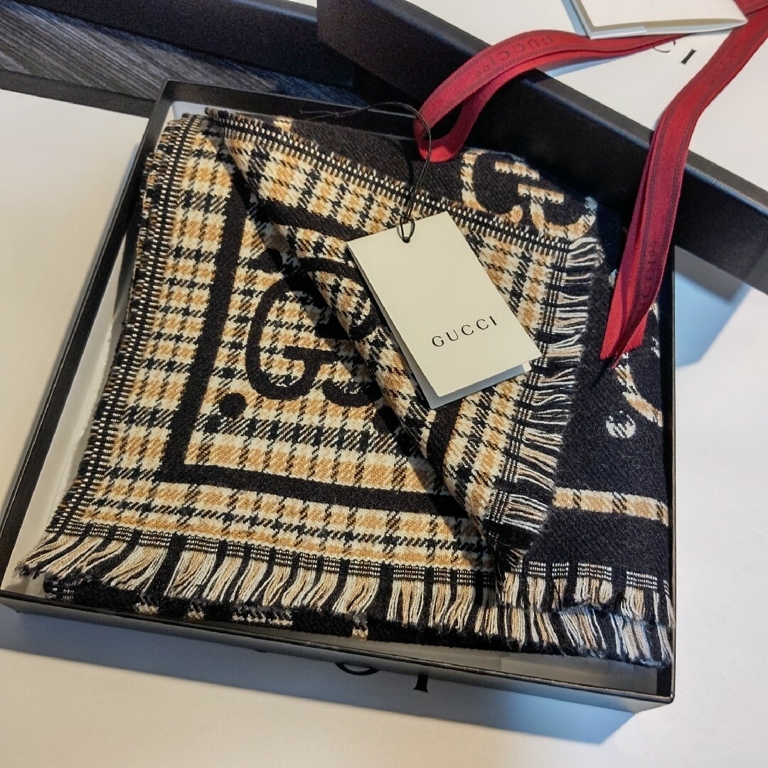 Gucci - ❤美品箱付き❤ GUCCI マフラー ショール ストール チェック柄