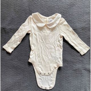 ベビーギャップ(babyGAP)の新品　babygap 襟付きロンパース12-18m(ロンパース)