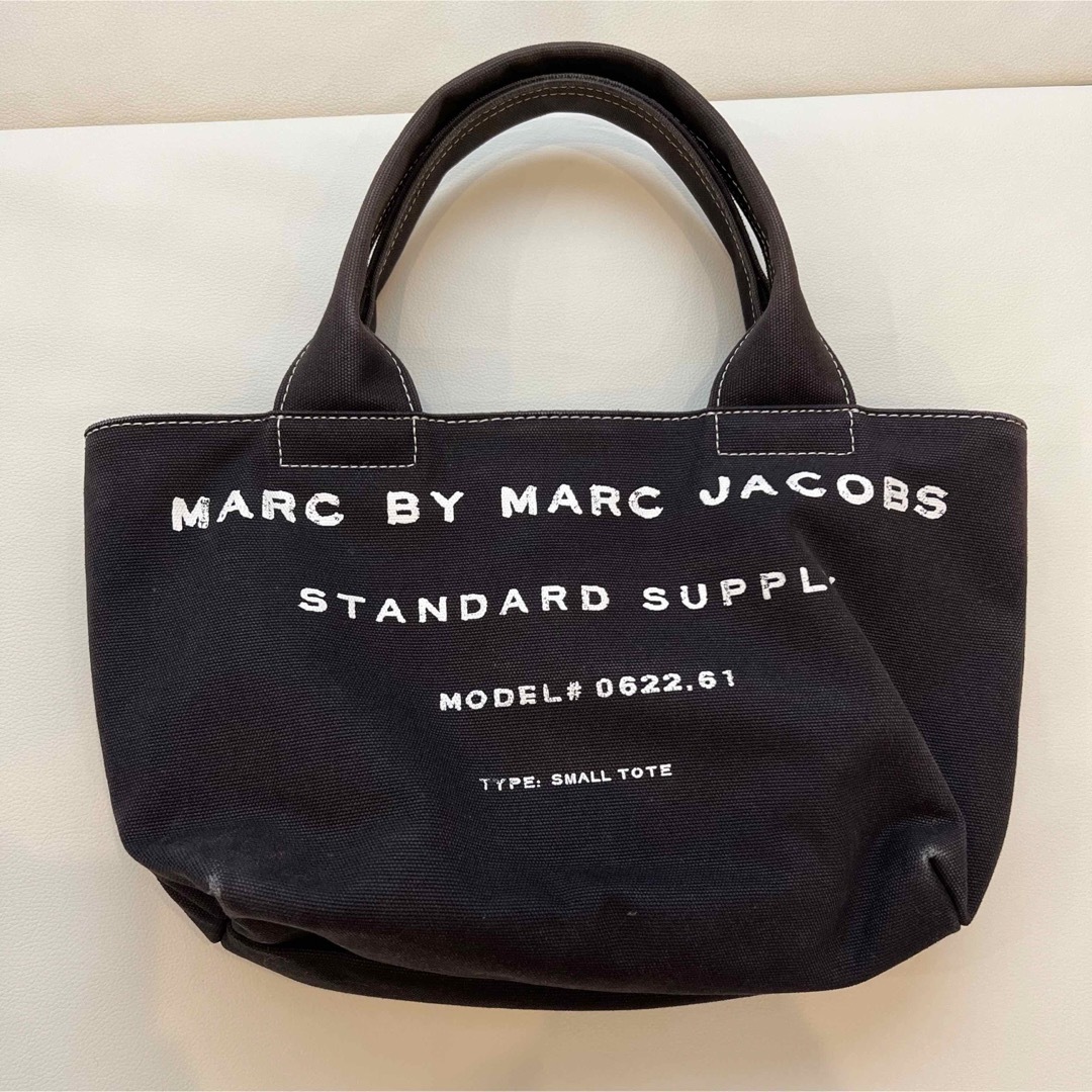 MARC BY MARC JACOBS(マークバイマークジェイコブス)のマークバイマークジェイコブス　トートバッグ　ハンドバッグ レディースのバッグ(ハンドバッグ)の商品写真