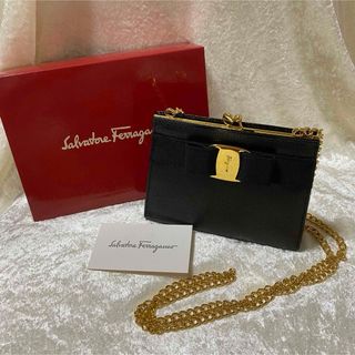 フェラガモ Ferragamo 鞄 チェーンバッグ ショルダーバッグ 本物 美品