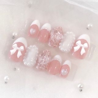 いちごみるくネイルチップ🍓🍼 コスメ/美容のネイル(つけ爪/ネイルチップ)の商品写真