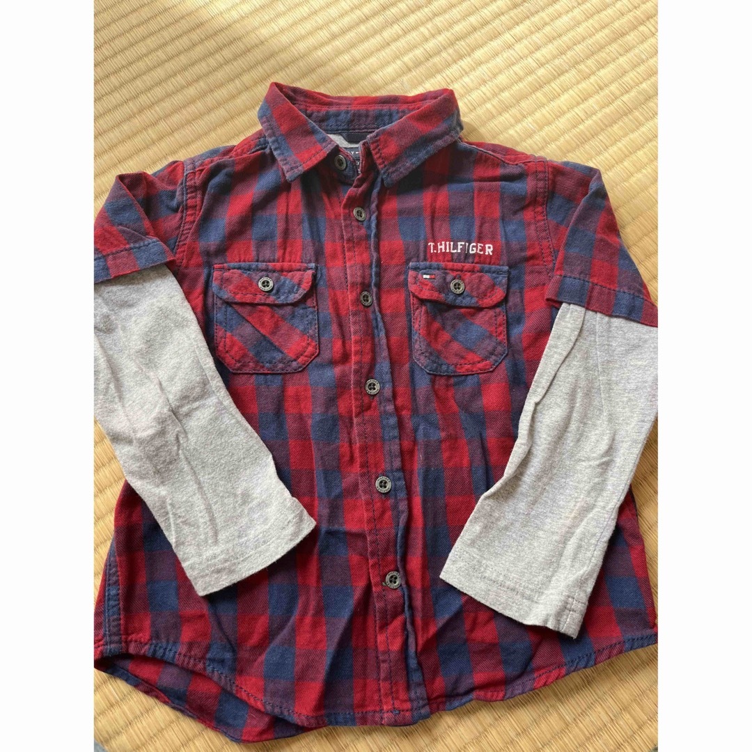 TOMMY HILFIGER(トミーヒルフィガー)の長袖 キッズ/ベビー/マタニティのキッズ服男の子用(90cm~)(Tシャツ/カットソー)の商品写真