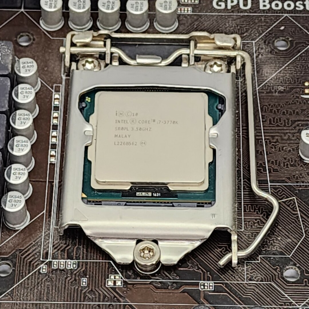 CPU intel core i7 3770 マザーボード　メモリ16GB　付き