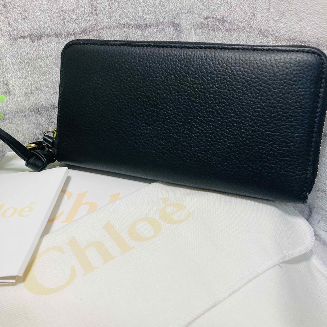 新品未使用! クロエ Chloe 長財布 ブラック ラウンドファスナー チャーム