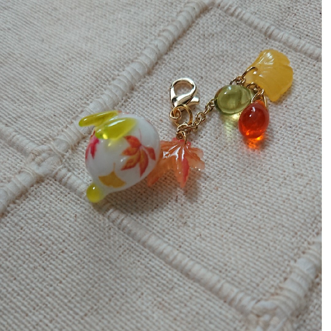 No.583 チャーム もみじ いちょう 雪うさぎ チェコドロップ