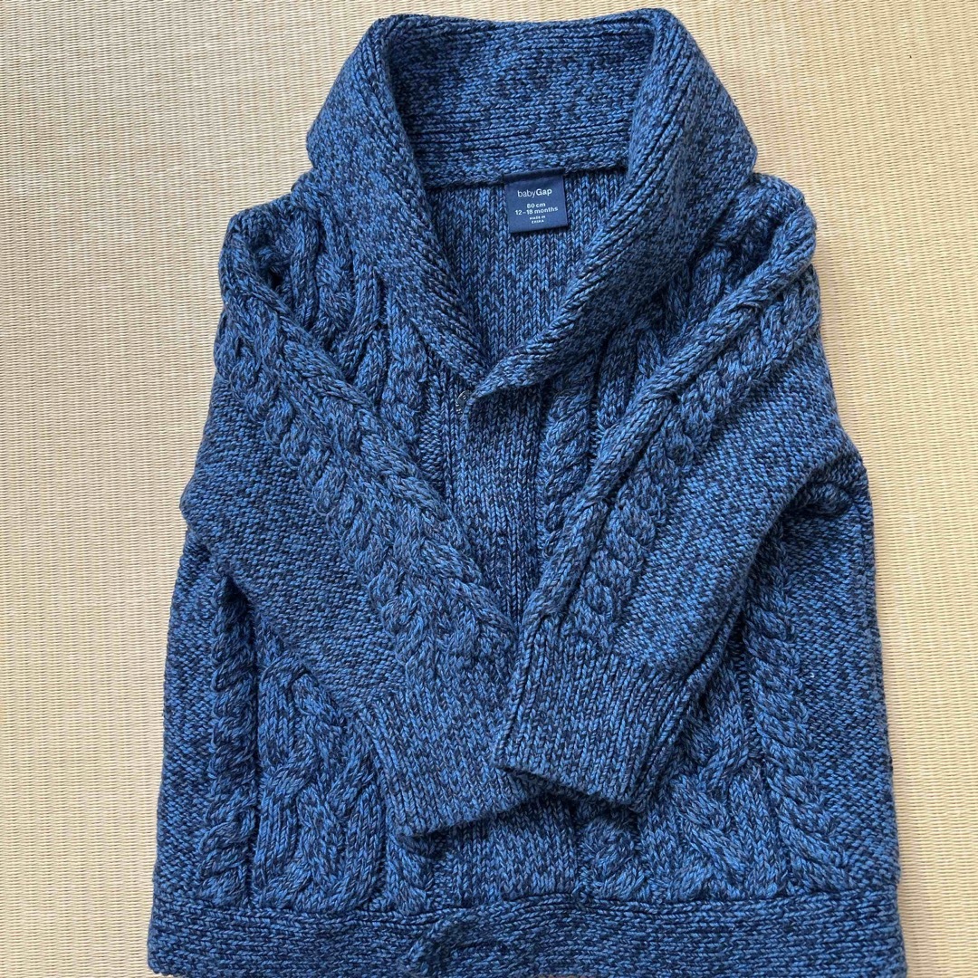 babyGAP(ベビーギャップ)のbabyGap アウター キッズ/ベビー/マタニティのキッズ服男の子用(90cm~)(ジャケット/上着)の商品写真