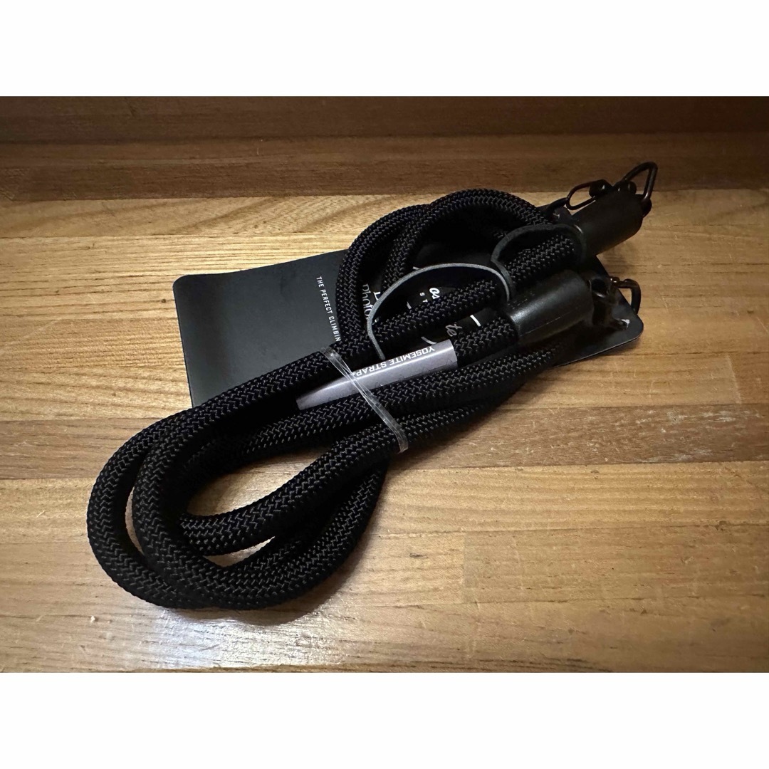 ROOT CO.(ルート)の★ROOT CO. YOSEMITE mobile strap 未使用★ スマホ/家電/カメラのスマホアクセサリー(ネックストラップ)の商品写真