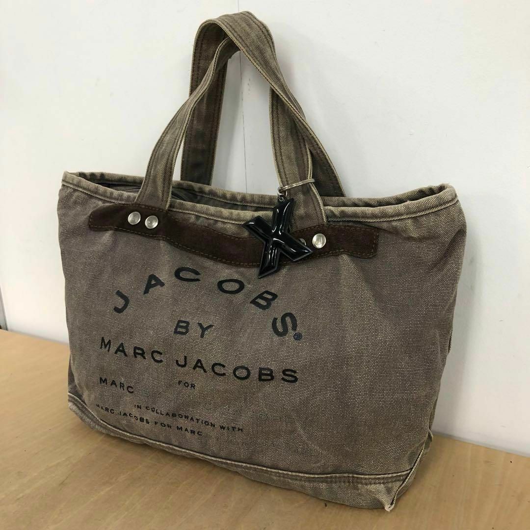 MARC BY MARC JACOBS(マークバイマークジェイコブス)の【送料無料】MARC BY MARC JACOBS レディースのバッグ(トートバッグ)の商品写真