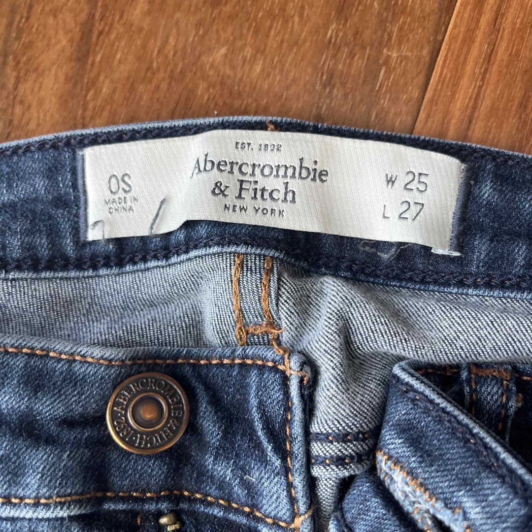 Abercrombie&Fitch(アバクロンビーアンドフィッチ)のスキニージーンズ　7本セット レディースのパンツ(スキニーパンツ)の商品写真