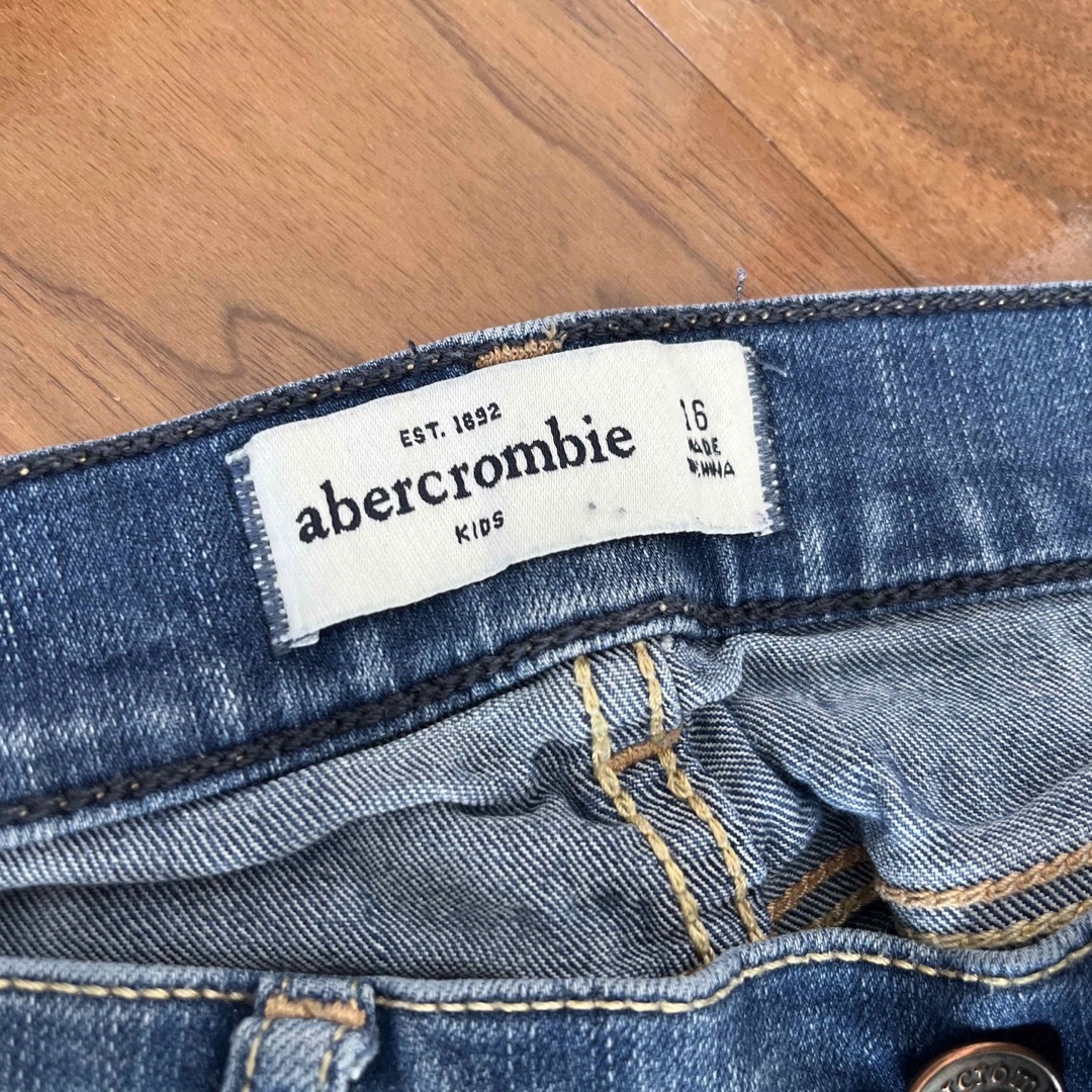 Abercrombie&Fitch(アバクロンビーアンドフィッチ)のスキニージーンズ　7本セット レディースのパンツ(スキニーパンツ)の商品写真