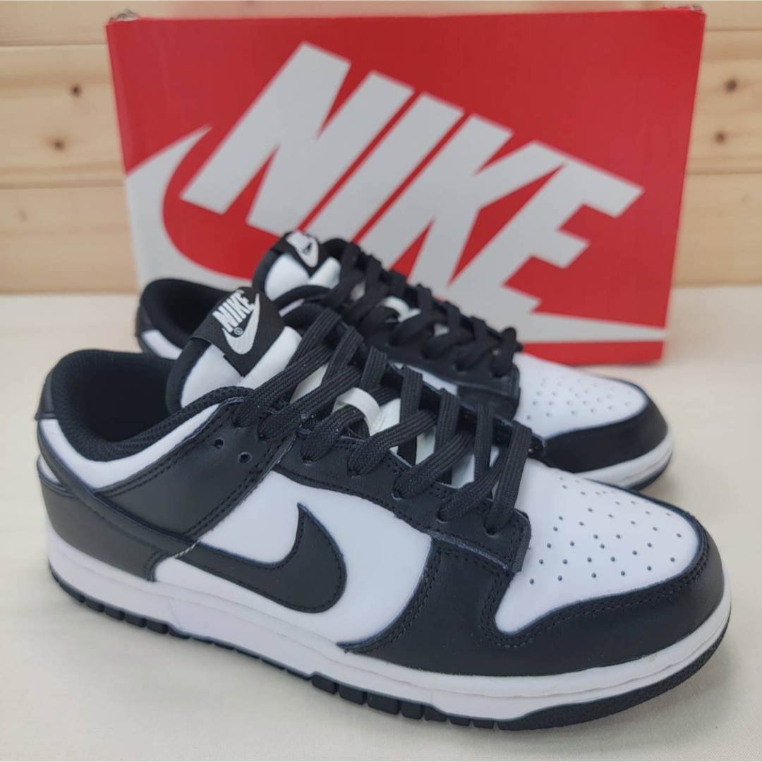 早い者勝ち NIKE DUNK LOW ナイキダンクロー ペイズリー パンダ