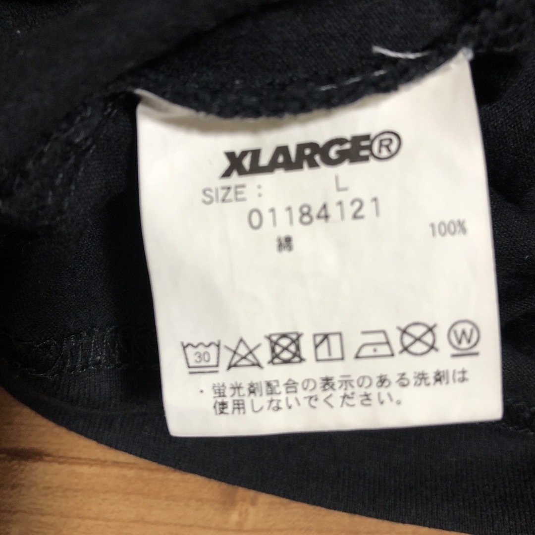 XLARGE(エクストララージ)のXLARGE L半袖Tシャツ黒　ワンポイントゴリラ メンズのトップス(Tシャツ/カットソー(半袖/袖なし))の商品写真