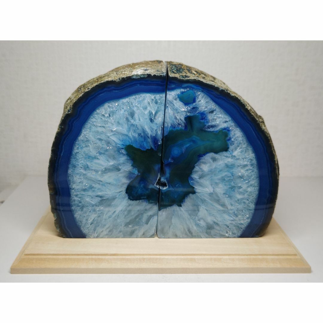 北村西望謹作 銅塗金 聖観世音菩薩像 仏像 87/1000 M R5500 北村西望謹作 銅塗金 聖観世音菩薩像 仏像 87/1000 M R5500