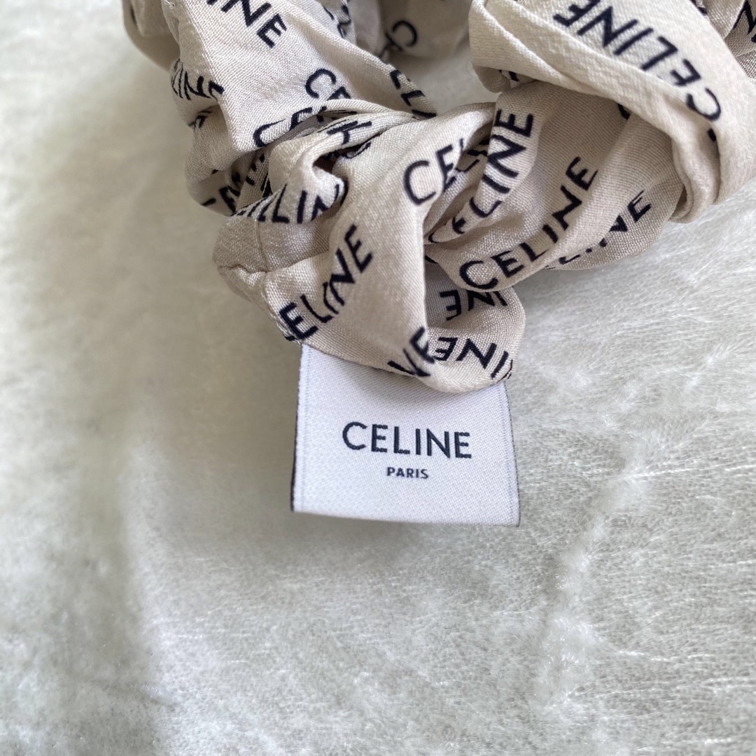 セリーヌ　シュシュ　CELINE