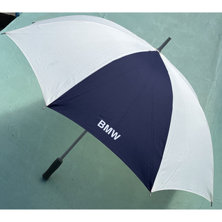 ビーエムダブリュー(BMW)のBMW ノベルティ　レースクイーン　アンブレラ　送料無料(傘)