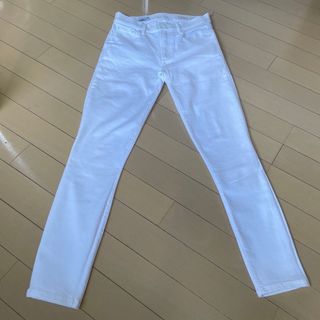 ギャップ(GAP)の美品　GAP 1969シリーズ　ホワイトデニム　スキニー　26インチ(デニム/ジーンズ)