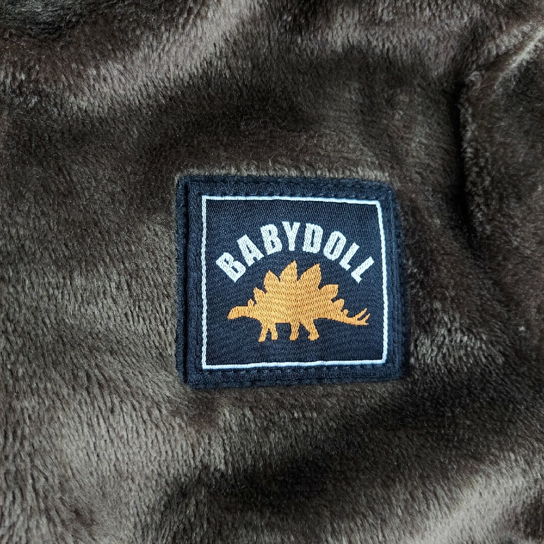 BABYDOLL(ベビードール)のBABYDOLL♡恐竜 ふわふわ フード付き ジャケット 120 キッズ/ベビー/マタニティのキッズ服男の子用(90cm~)(ジャケット/上着)の商品写真