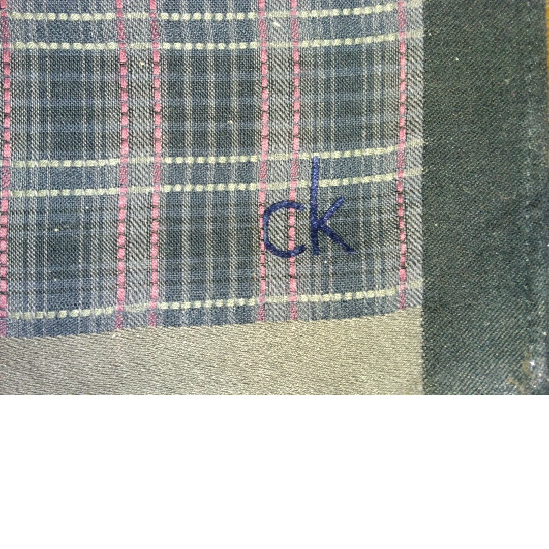 Calvin Klein(カルバンクライン)のカルバン・クラインハンカチ（中古） メンズのファッション小物(ハンカチ/ポケットチーフ)の商品写真