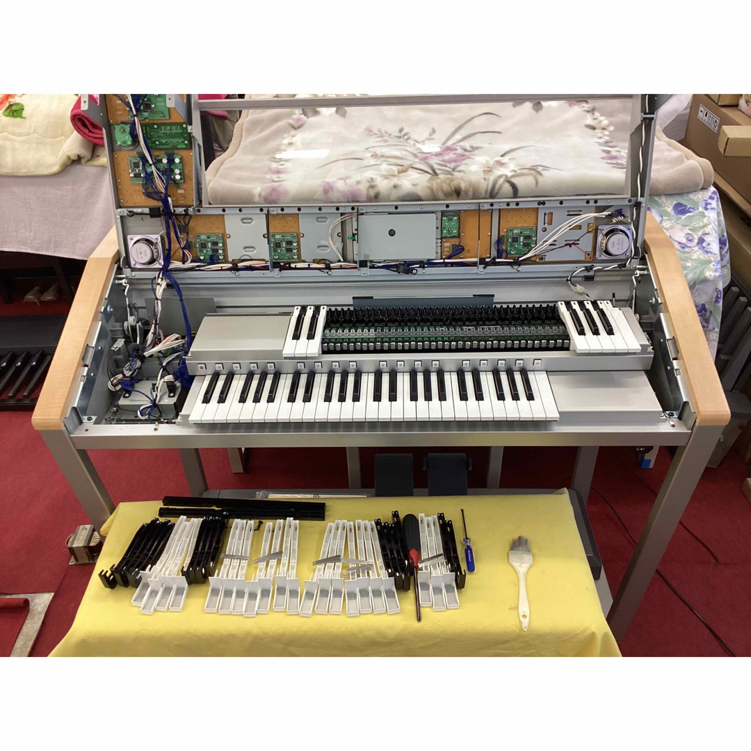 エレクトーン01C使用感ほぼ無く状態良いですよ!9年製自信を持ってお