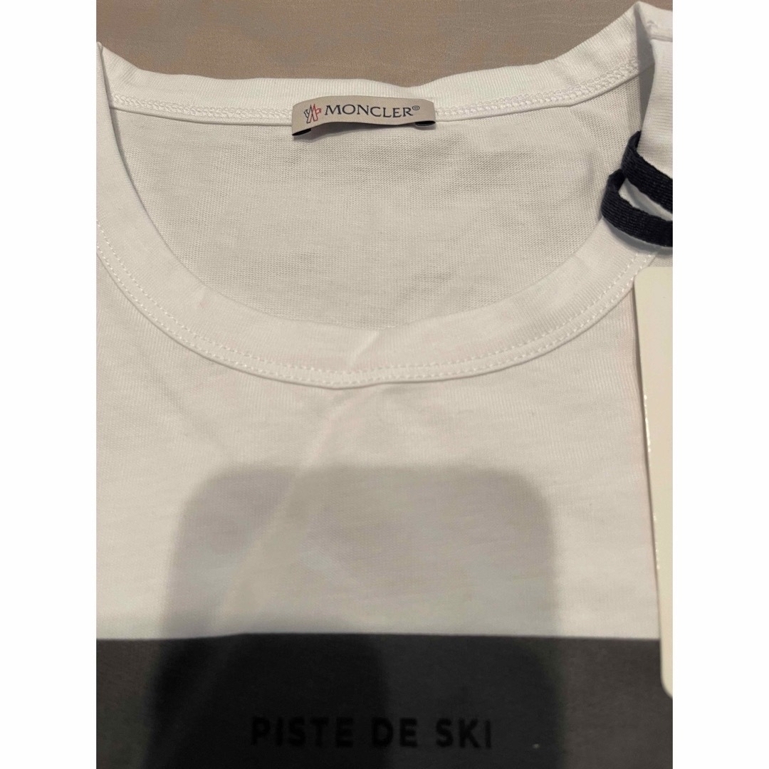 MONCLER(モンクレール)の MONCLER モンクレール Tシャツ　ＸＬ新品未使用 メンズのトップス(Tシャツ/カットソー(半袖/袖なし))の商品写真