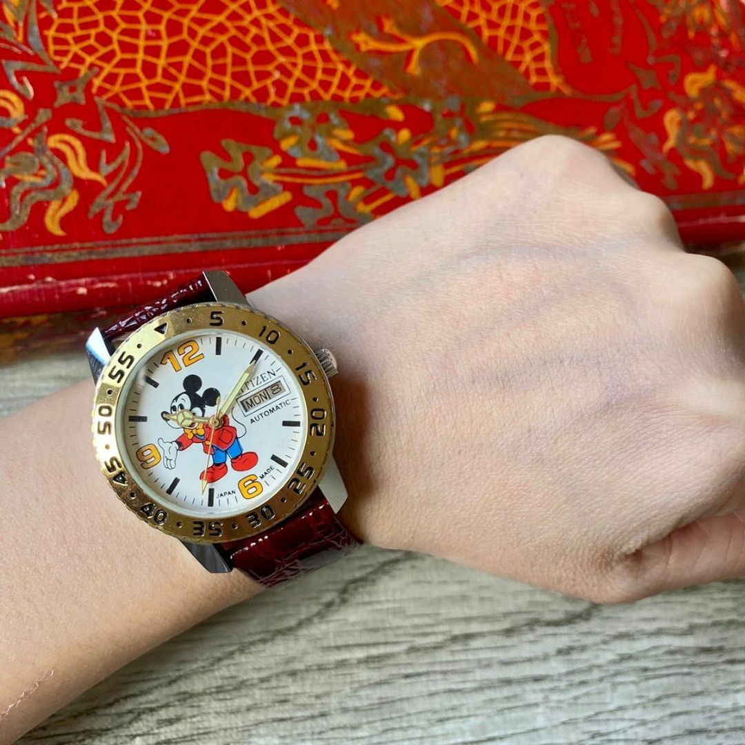 【レトロなデザイン】シチズン メンズ腕時計 ホワイト 自動巻き ヴィンテージ