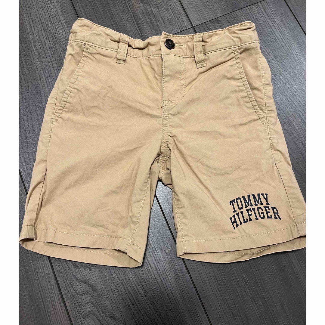 TOMMY HILFIGER(トミーヒルフィガー)のパンツ キッズ/ベビー/マタニティのキッズ服男の子用(90cm~)(パンツ/スパッツ)の商品写真