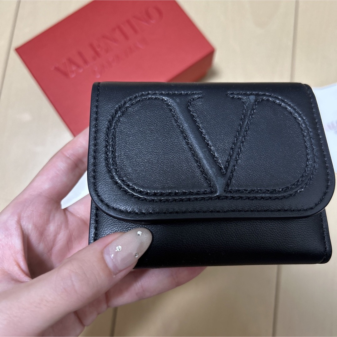 valentino 三つ折り財布