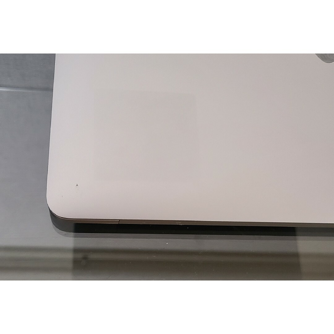 1TB MacBookPro 2018 Four Thunderbolt