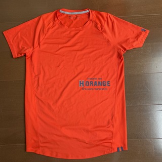 アンダーアーマー(UNDER ARMOUR)のUA法政大学“ORANGE“ベンチレーショントレーニングシャツ オレンジLG(アメリカンフットボール)