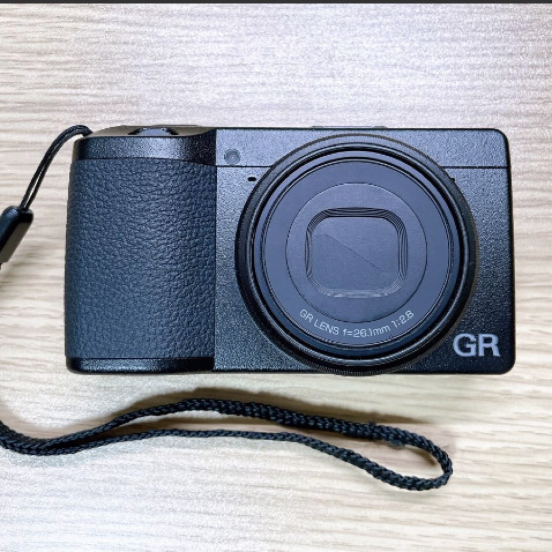 【中古美品】RICOH GR IIIX GR3X リコー スマホ/家電/カメラのカメラ(コンパクトデジタルカメラ)の商品写真