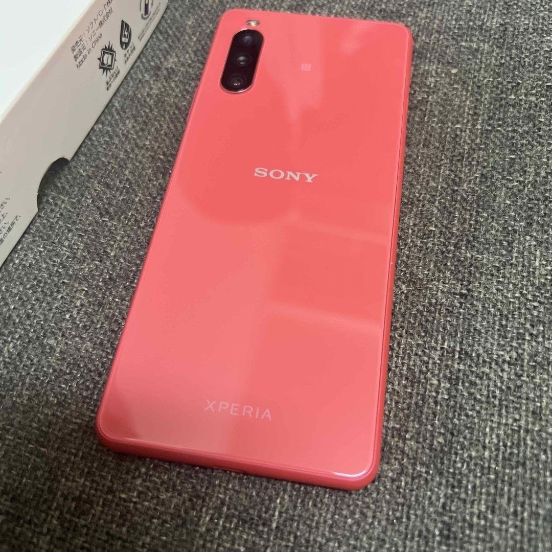 Xperia(エクスペリア)のXperia10Ⅲ スマホ/家電/カメラのスマートフォン/携帯電話(スマートフォン本体)の商品写真