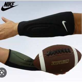 ナイキ(NIKE)のNIKE“Forearm sleeve Ⅱ“S/Mサイズ 新品・未使用(アメリカンフットボール)