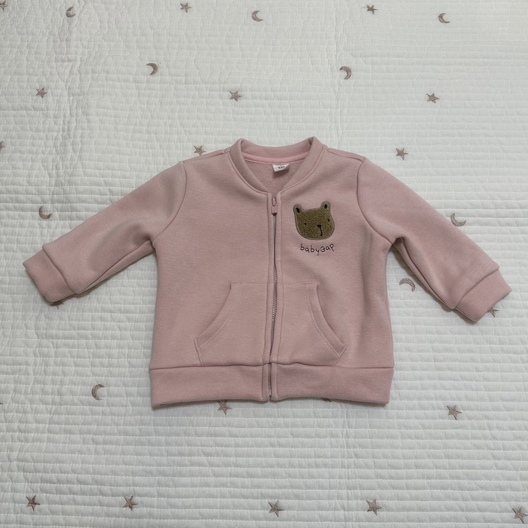 babyGAP(ベビーギャップ)の【70cm】baby gap ピンク　アウター　ブラナンベア キッズ/ベビー/マタニティのベビー服(~85cm)(ジャケット/コート)の商品写真