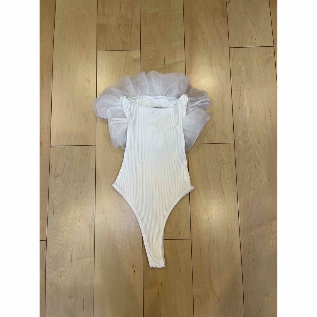 専用 vintage zara frill body suits wh レディースのトップス(ベアトップ/チューブトップ)の商品写真