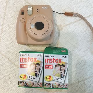 富士フイルム - 富士フイルム チェキ instax mini8+ ココアの通販 by