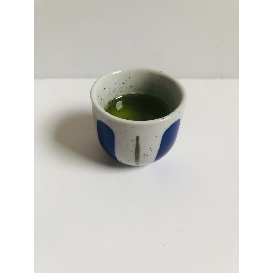 お供え　仏茶　お茶　緑茶　イミテーション　　食品サンプル　フェイクドリンク ハンドメイドのインテリア/家具(インテリア雑貨)の商品写真