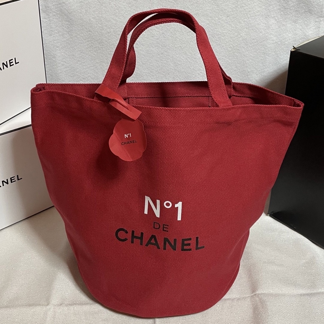 シャネル N°1 DE CHANEL トートバッグ レッド 1個