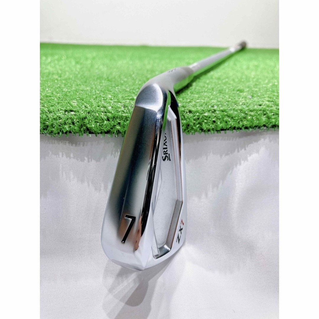 ★SRIXON ZX7★② コース未使用の美品 スリクソン 7番 アイアン 単品 2