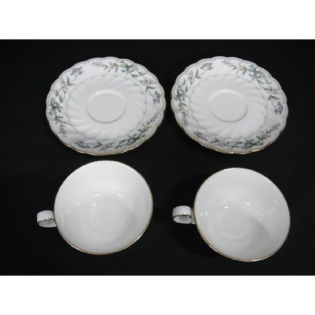 Noritake(ノリタケ)の■新品■未使用■ Noritake ノリタケ フラワー カップ＆ソーサー 食器 テーブルウェア ペア 2客セット ホワイト系×マルチカラー AQ3030 インテリア/住まい/日用品のキッチン/食器(食器)の商品写真