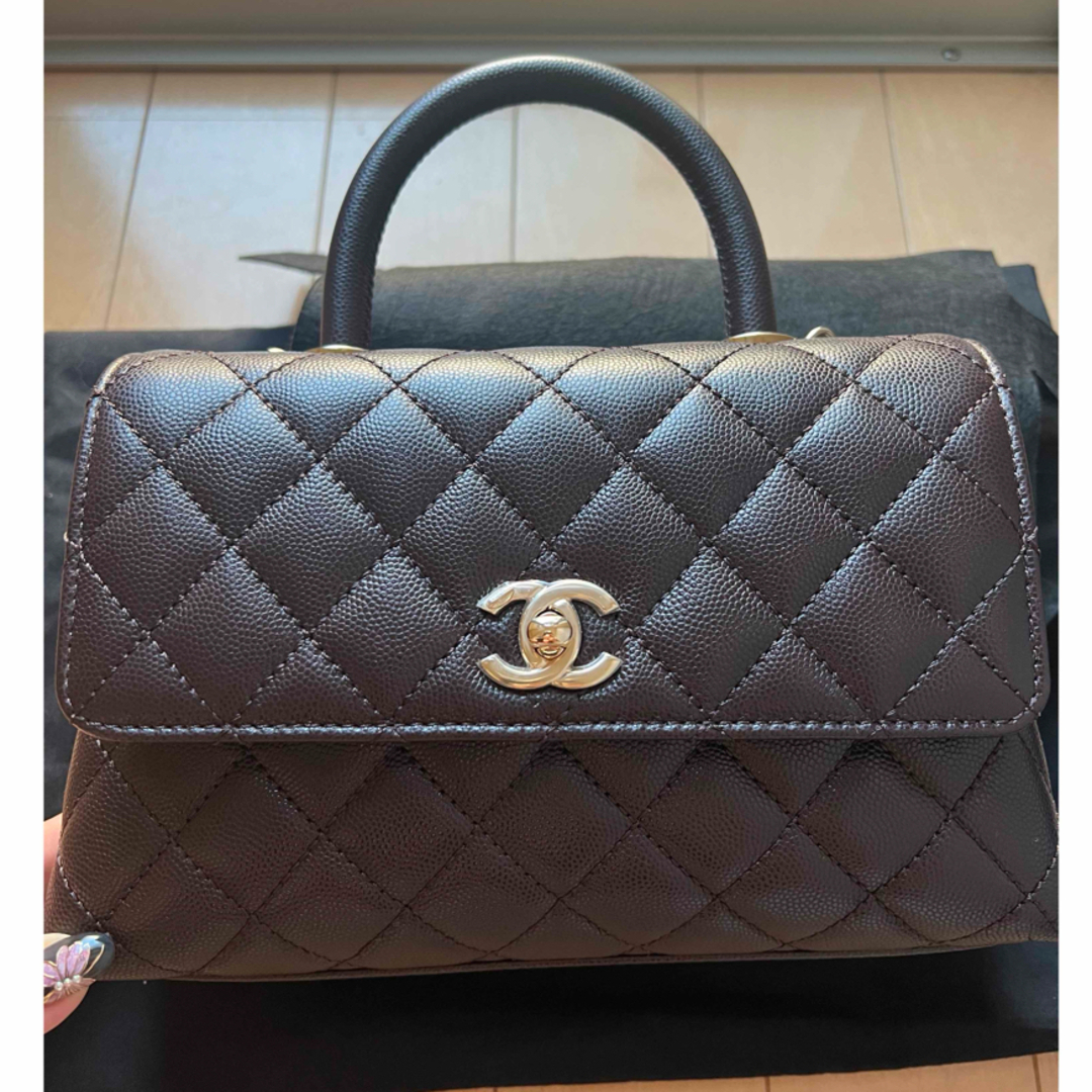 CHANEL(シャネル)のシャネル　CHANEL バッグ　フラップバッグ　ココハンドル　24cm レディースのバッグ(ハンドバッグ)の商品写真