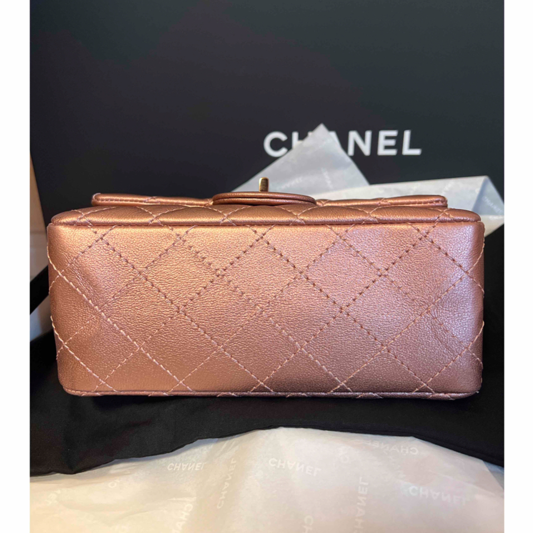 CHANEL(シャネル)のCHANEL シャネル　バッグ　2.55ミニフラップバッグ レディースのバッグ(ショルダーバッグ)の商品写真