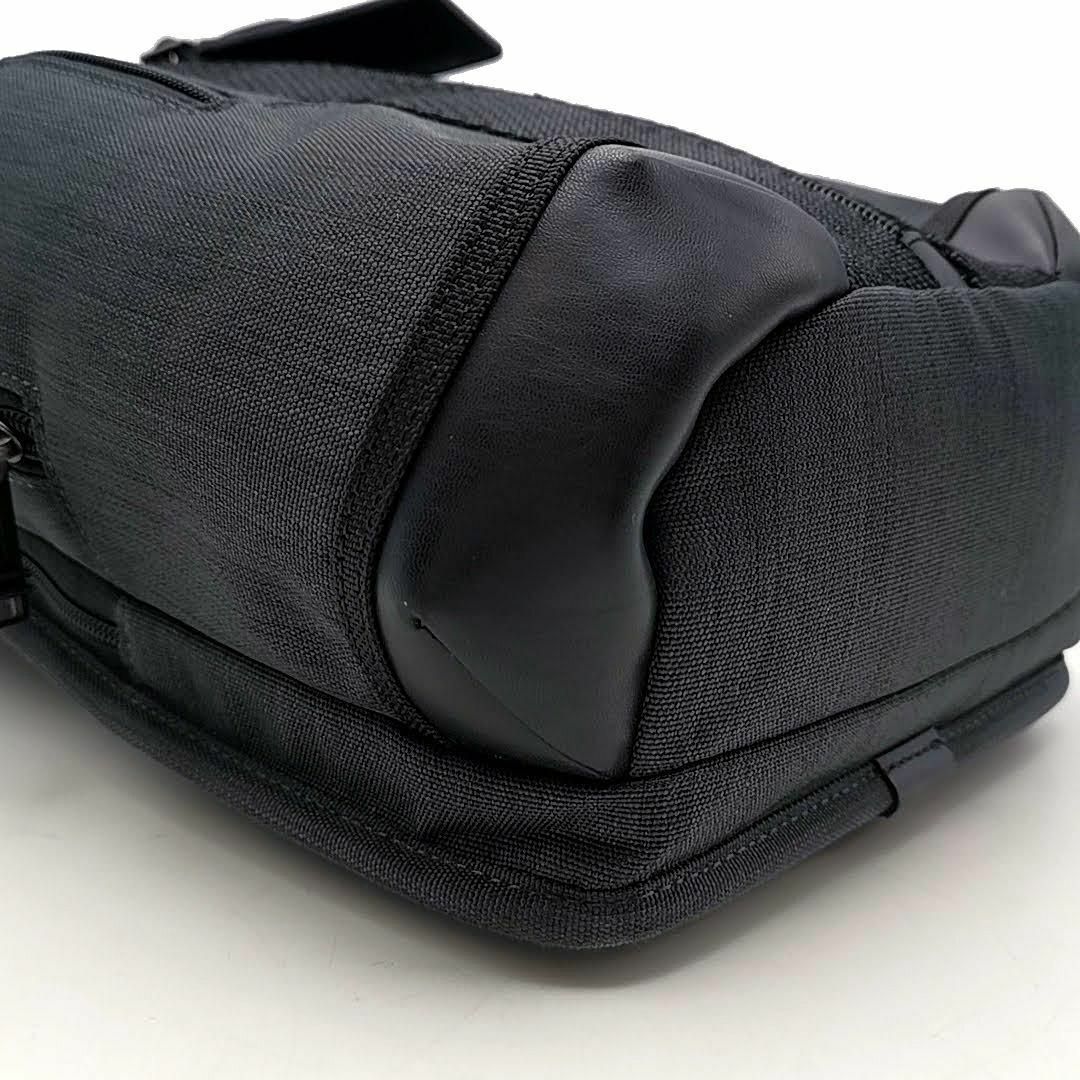 美品 トゥミ TUMI ボディバッグ アルファ ブラボー 03-23100308